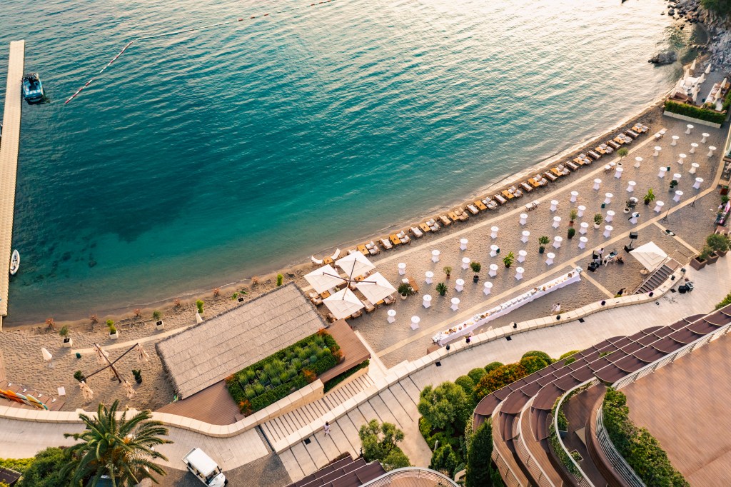 Dukley Seafront Restaurant Reopens With a Refined Mediterranean Identity